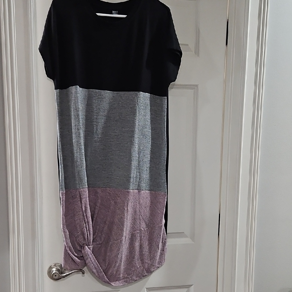 SHEIN Black Ribbed Top